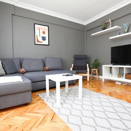 Stylish And Central Flat In Kadikoy Стамбул Екстер'єр фото